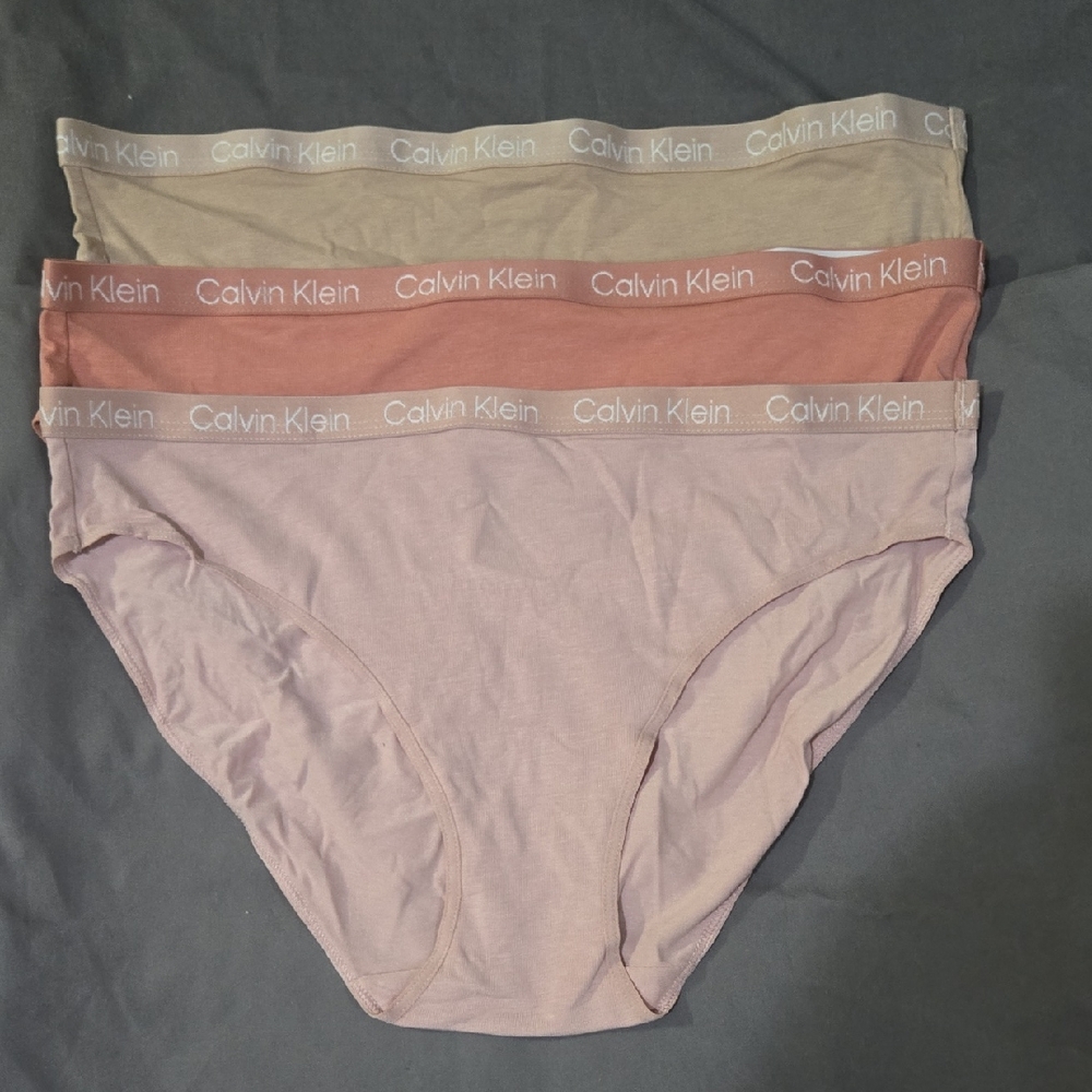 Calvin Klein Girls' 3-Pack Cotton Bikini Briefs - Light Pink, Peach & Beige